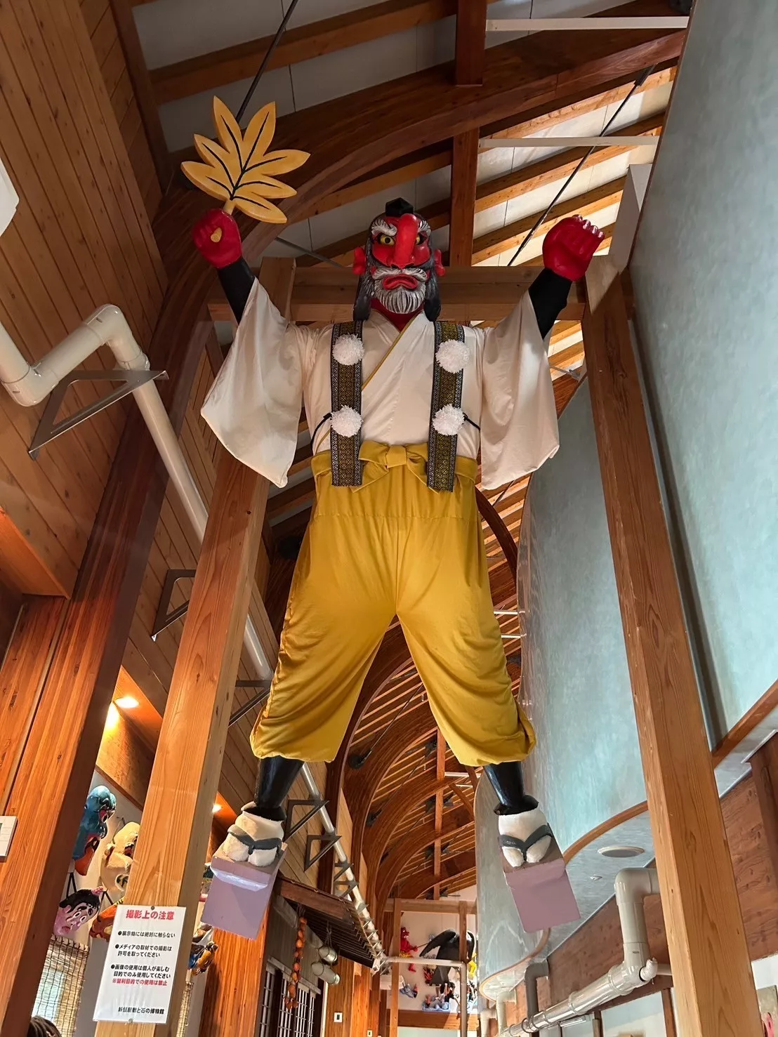 妖怪と出会う旅：三好市山城町 ～水木しげる直筆の児啼爺石像がある